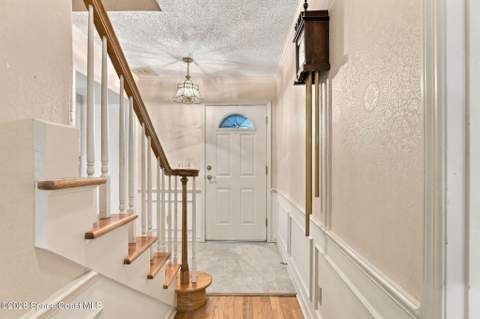 655 Woodbridge Drive, Melbourne FL - photo 10 of 83