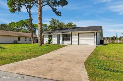 711 Kempten Street, Palm Bay FL - photo 12 of 56