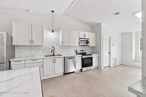 711 Kempten Street, Palm Bay FL - photo 19 of 56