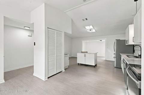 711 Kempten Street, Palm Bay FL - photo 20 of 56