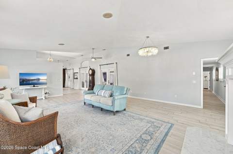 501 Avenue A, Melbourne Beach FL - photo 19 of 95