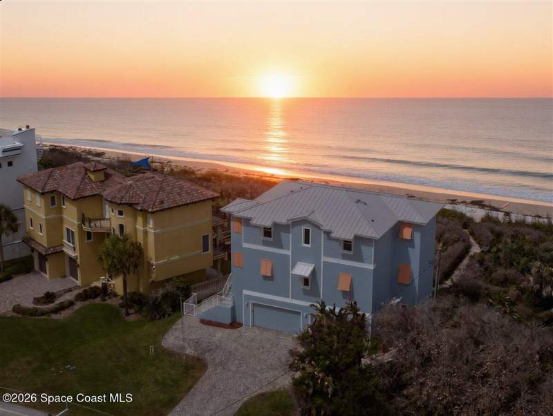 3 bedroom Single Family Residence at 7333 S Highway A1a, Sunnyland Beach, Melbourne Beach — photo 2