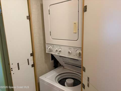 573 Carousel Lane #284, Melbourne Beach FL - photo 21 of 48