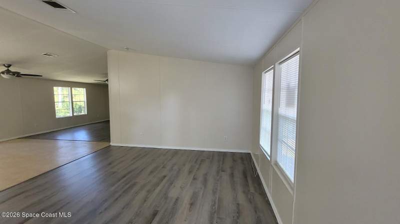 3 bedroom Manufactured Home at 3120 Kinsley Road, Oakwood Subd Sec A, Mims — photo 3