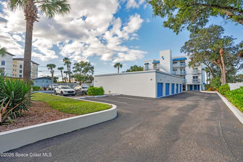 3 bedroom Condominium at 1208 E River Drive #401, Captains Cove of Melbourne Condo, Melbourne — photo 3