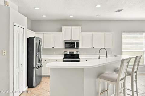 660 Misty Creek Drive, Melbourne FL - photo 13 of 46