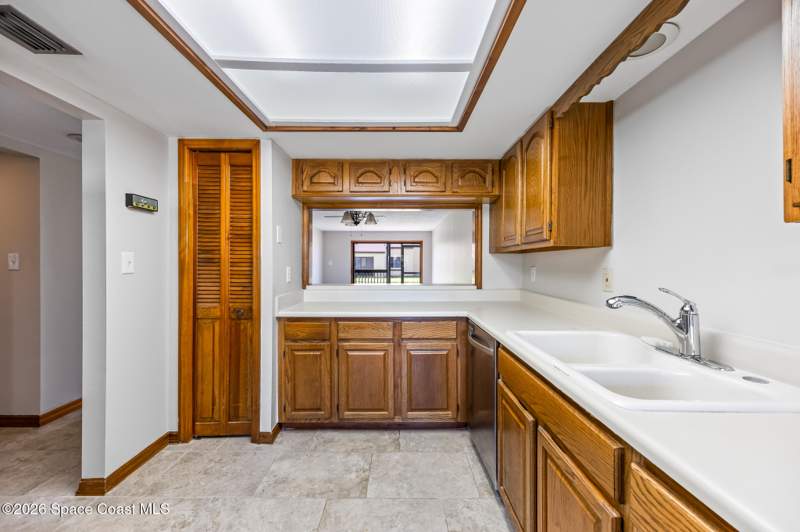 2 bedroom Condominium at 5650 N Banana River Boulevard #2-2, Banana River Estates, Cocoa Beach — photo 5
