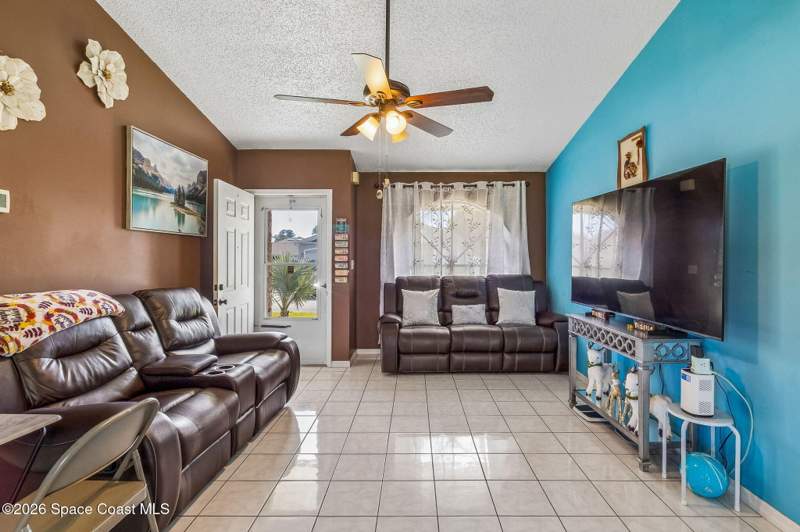 3 bedroom Single Family Residence at 1477 Talbott Street, Port Malabar Unit 16, Palm Bay — photo 3