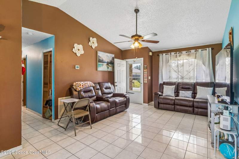 3 bedroom Single Family Residence at 1477 Talbott Street, Port Malabar Unit 16, Palm Bay — photo 5