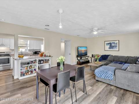 467 Alice Drive, Melbourne FL - photo 16 of 44