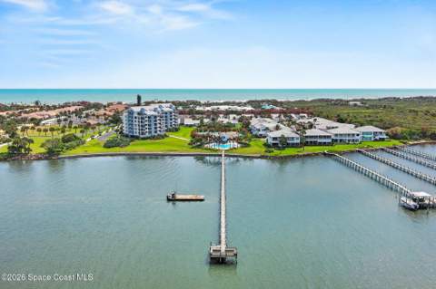 215 Glengarry Avenue, Melbourne Beach FL - photo 9 of 65