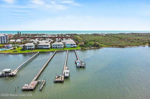 215 Glengarry Avenue, Melbourne Beach FL - photo 10 of 65