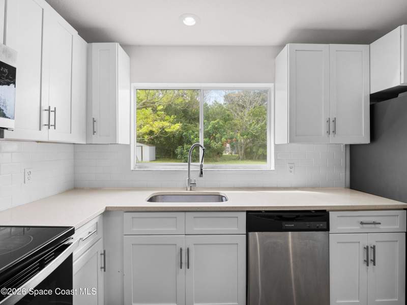 3 bedroom Single Family Residence at 1270 NE Freil Road, Port Malabar Country Club Unit 4, Palm Bay — photo 3