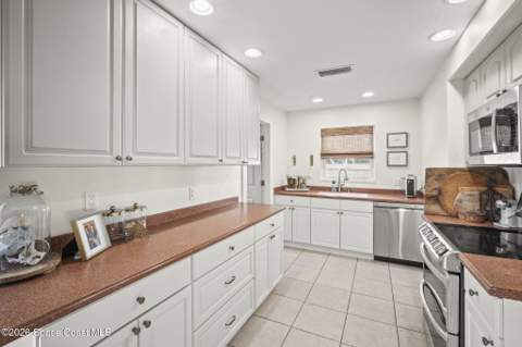 2559 Floridiane Drive, Melbourne FL - photo 15 of 35