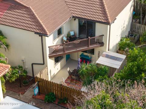 3184 Beach Winds Court, Melbourne Beach FL - photo 9 of 57