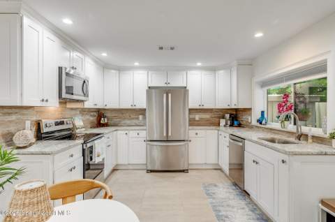 3184 Beach Winds Court, Melbourne Beach FL - photo 18 of 57