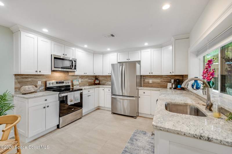 2 bedroom Townhouse at 3184 Beach Winds Court, Beach Woods Stage 3 Phase 1, Melbourne Beach — photo 3