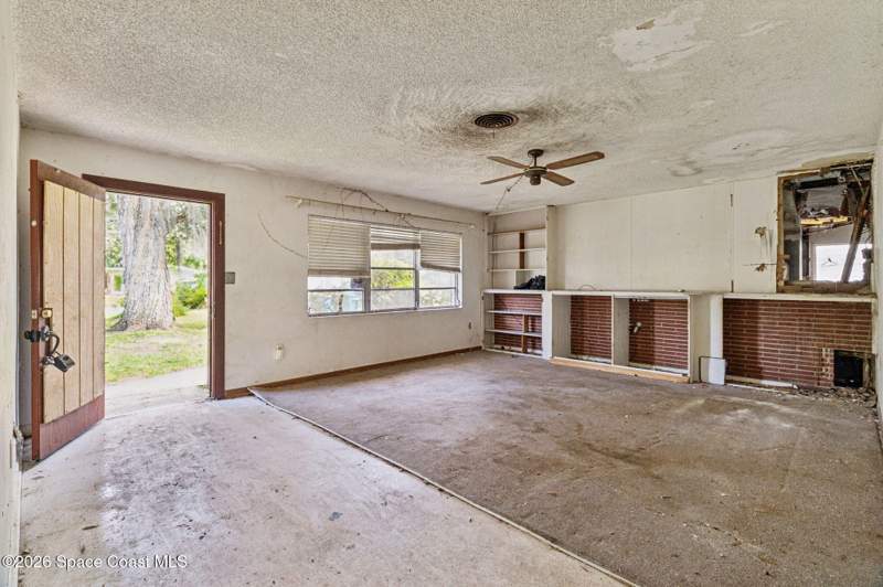 4 bedroom Single Family Residence at 351 N Laila Drive, Laila Park Estates Sec B, West Melbourne — photo 4