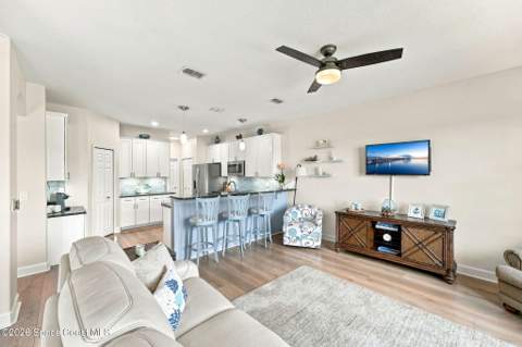 581 Bismarck Way #103, Melbourne FL - photo 8 of 46