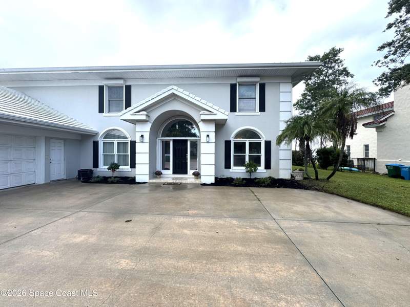 6 bedroom Single Family Residence at 1706 Pine Street, Melbourne Beach, Melbourne Beach — photo 2