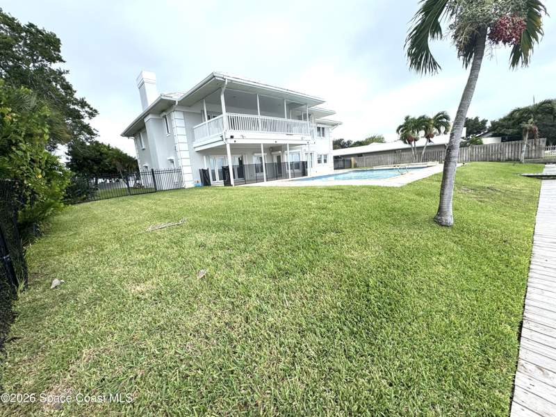 6 bedroom Single Family Residence at 1706 Pine Street, Melbourne Beach, Melbourne Beach — photo 4