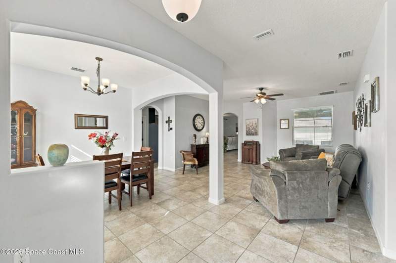 4 bedroom Single Family Residence at 640 Flowerwood Drive, Stonebriar at Bayside Lakes, Palm Bay — photo 5