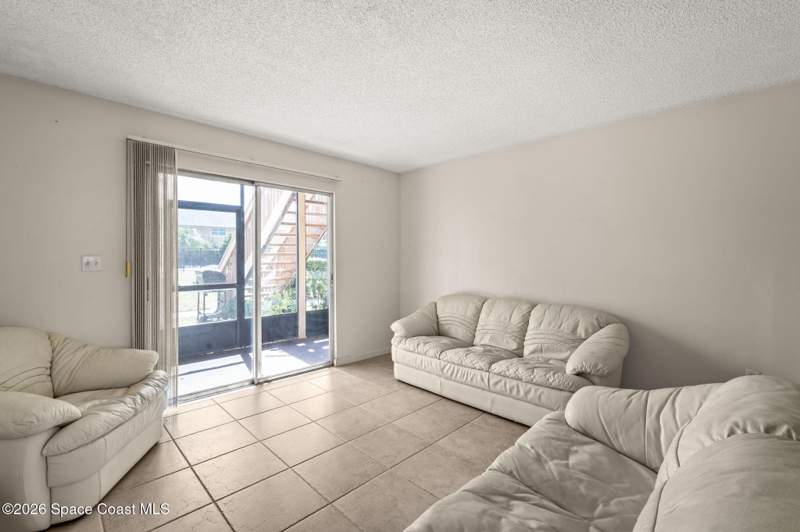 2 bedroom Condominium at 105 Bristol Lane, English Park Condo, Melbourne — photo 3