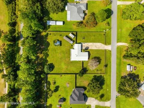 3620 Wood Duck Drive, Mims FL - photo 9 of 44