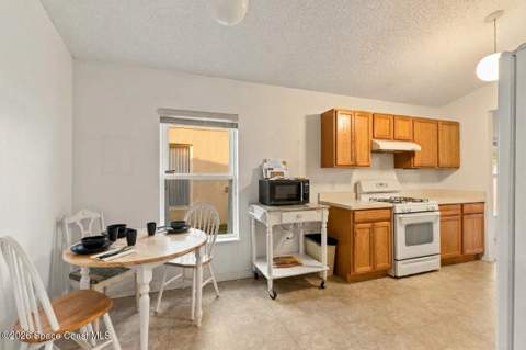 2235 Canopy Drive, Melbourne FL - photo 9 of 34