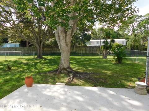 809 Tamarind Circle, Barefoot Bay FL - photo 12 of 13