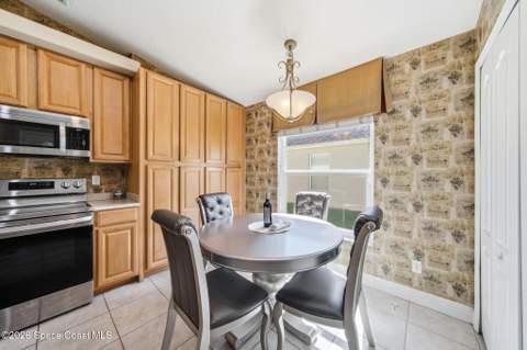 1363 Blazen Ridge Court, Melbourne FL - photo 11 of 24