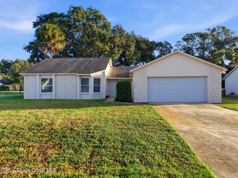 3 bedroom Single Family Residence at 4520 Sir Page Lane, Sherwood Estates, Titusville — photo 2