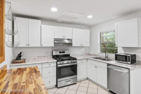 2734 Fountainhead Boulevard, Melbourne FL - photo 7 of 27