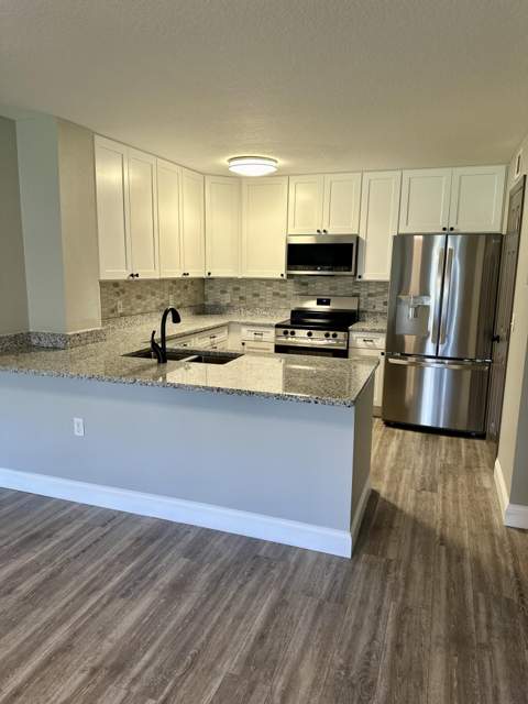 1810 Long Iron Drive #302, Rockledge FL - photo 9 of 24