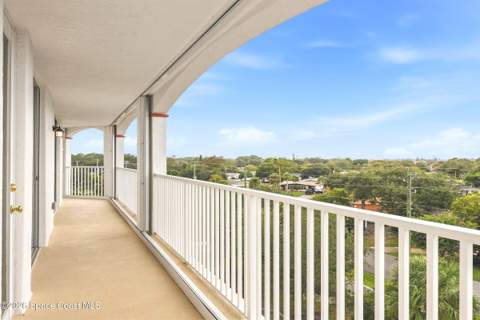 820 Del Rio Way #502, Merritt Island FL - photo 14 of 66