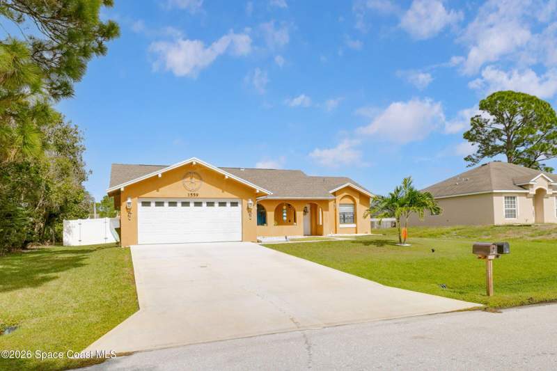 3 bedroom Single Family Residence at 1559 Starboard Street, Port Malabar Unit 42, Palm Bay — photo 5