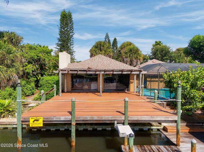 3 bedroom Single Family Residence at 425 Arrowhead Lane, Sunnyland Beach Sec 7, Melbourne Beach — photo 3