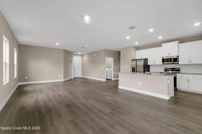 4 bedroom Single Family Residence at 1766 Hallendale Avenue, Port Malabar Unit 32, Palm Bay — photo 5