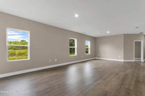 1766 Hallendale Avenue, Palm Bay FL - photo 8 of 20