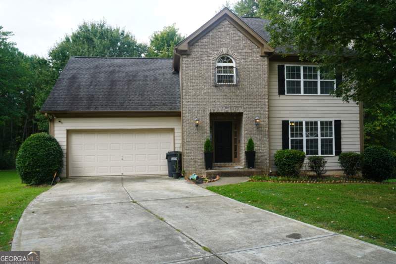 4 bedroom Single Family Residence at 251 Heathridge Lane, Heathridge, Mableton — photo 1