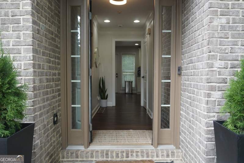 4 bedroom Single Family Residence at 251 Heathridge Lane, Heathridge, Mableton — photo 4