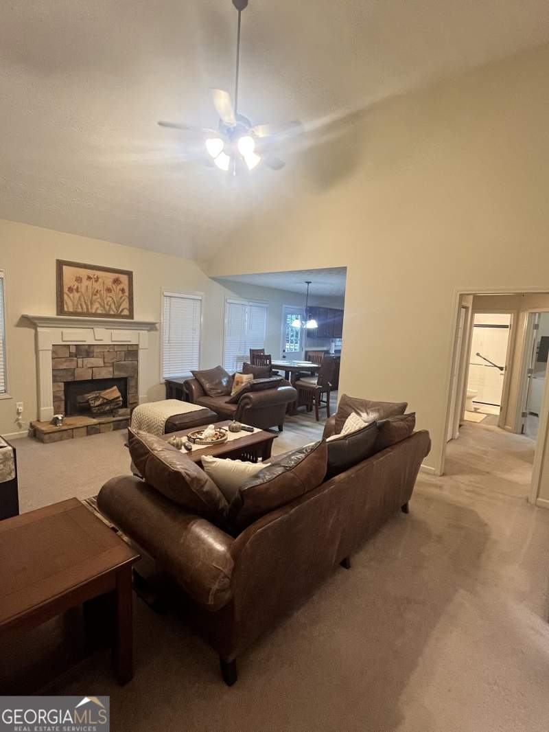 3 bedroom Single Family Residence at 3986 King Drive, None, Douglasville — photo 4