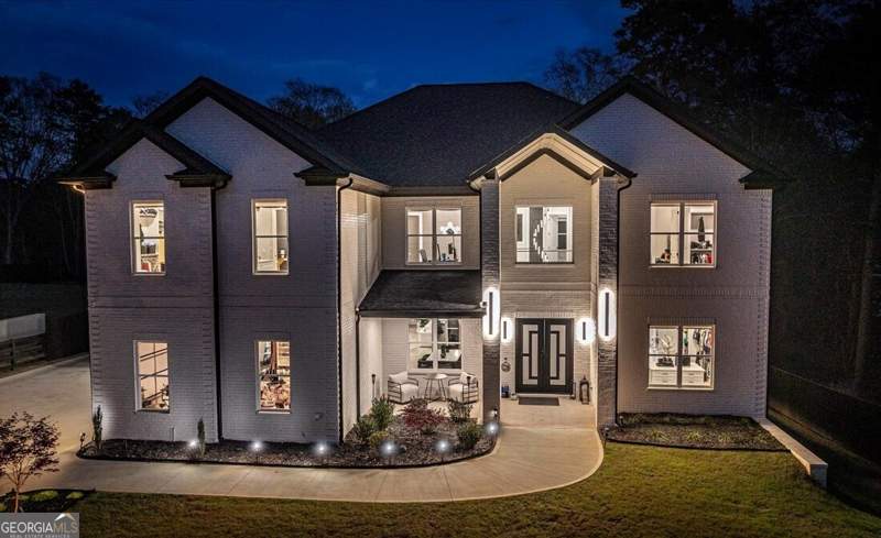 5 bedroom Single Family Residence at 1017 Fleeman Road, None, Hoschton — photo 2