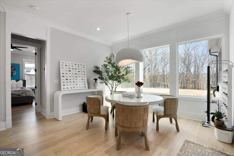 5 bedroom Single Family Residence at 1017 Fleeman Road, None, Hoschton — photo 5