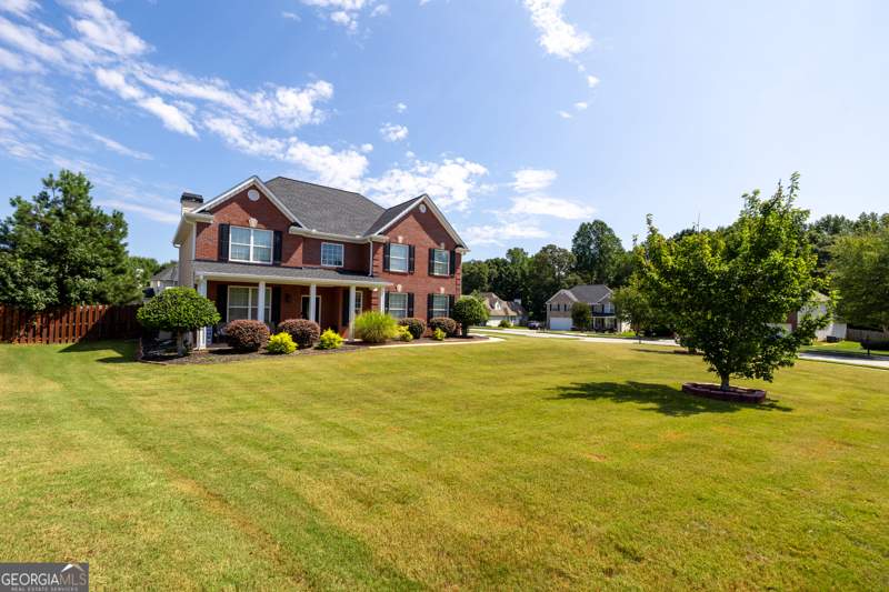 4 bedroom Single Family Residence at 1544 Rolling Meadows Drive, Rolling Meadows at Westridge, Mcdonough — photo 2