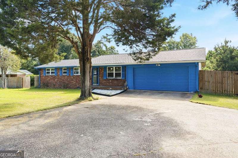 3 bedroom Single Family Residence at 3842 Highway 5, Bearden Place, Douglasville — photo 1