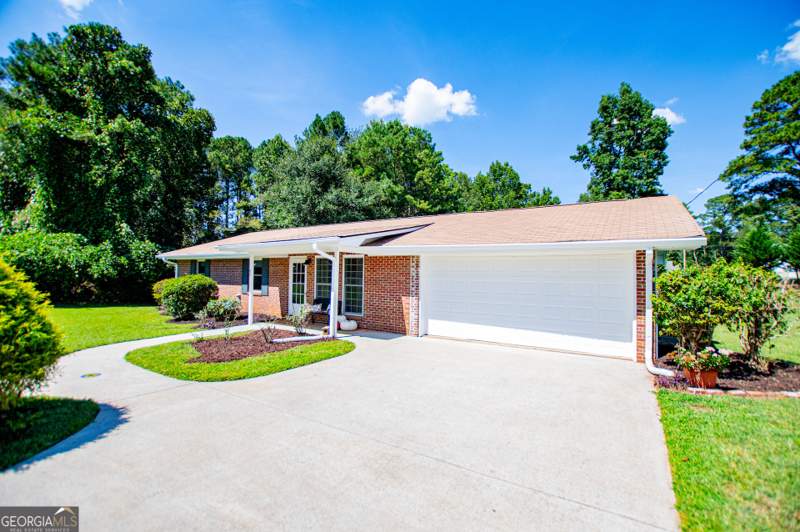 3 bedroom Single Family Residence at 95 E Barbara Lane, Royal AC, Carrollton — photo 5