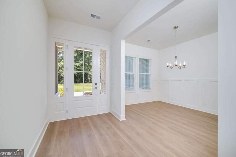 4 bedroom Single Family Residence at 8550 Old Keith Bridge Road, n/a, Gainesville — photo 4