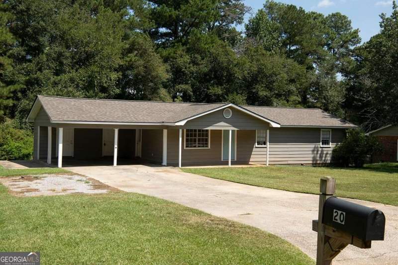 3 bedroom Single Family Residence at 20 Woodland Drive, PINE RIDGE, Carrollton — photo 4