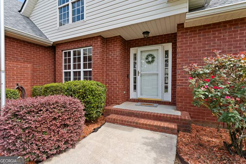 5 bedroom Single Family Residence at 318 Christopher Luke Circle, Brendale, Perry — photo 4